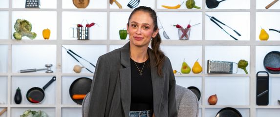 Poziva na prijavu: Endrina Muqaj