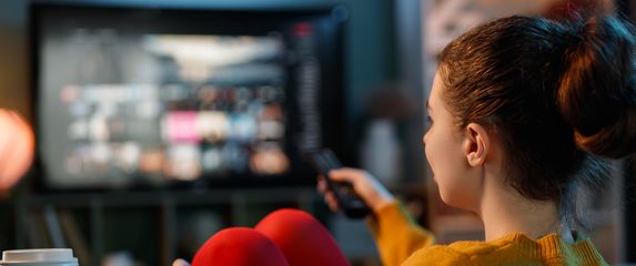 Gledanje televizije, ilustracija