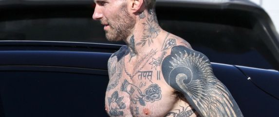 Adam Levine - 1