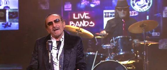 Željko Bebek, Novogodišnji doček