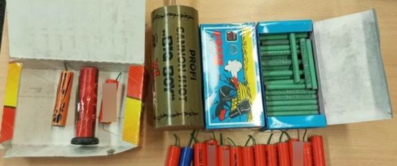 Maloljetnici i opasna pirotehnika - 4