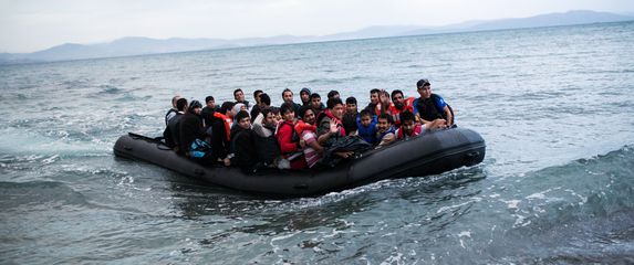 Imigranti u Sredozemnom moru, ilustracija (Foto: AFP)