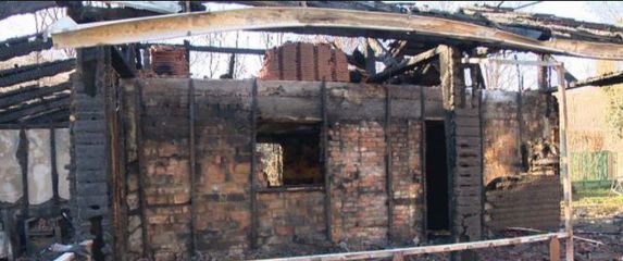 Izgorjeli dom za umirovljenike u Andraševcima