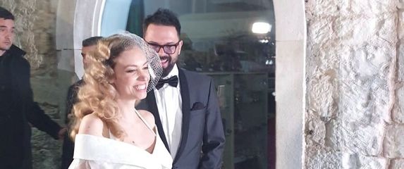 Hana Huljić i Petar Grašo - 1