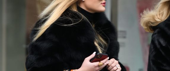 Street style kombinacije iz centra Zagreba - 10