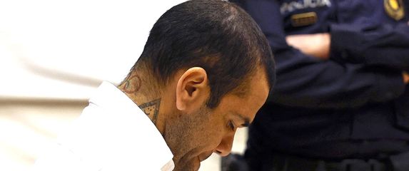 Dani Alves osuđen na kaznu zatvora