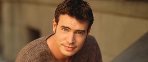 Scott Foley