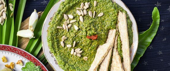 Pesto umak od suncokretovih sjemenki