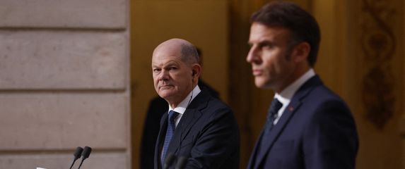 Olaf Scholz i Emanuel Macron