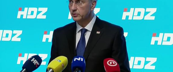 Andrej Plenković, pressica