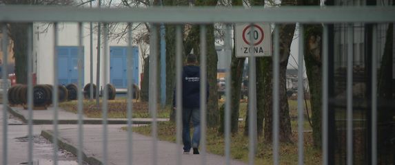 Gredelj gasi proizvodnju - 3