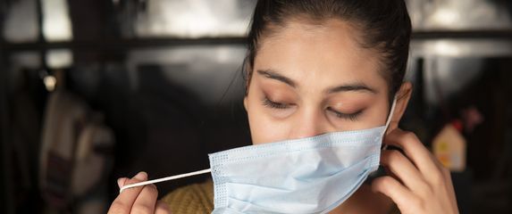 Ilustracija; Zaštitna maska