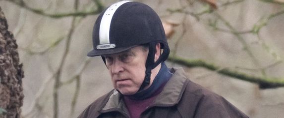 Andrew Mountbatten Windsor - 1