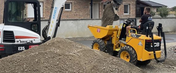 Najam građevinske mehanizacije