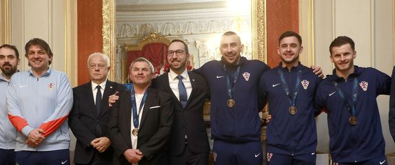Kujtim Morina, Boris Durlen, Marinko Mavrović, Tomislav Tomašević, Ante Piplica, Nikola Gudasić i Kristian Čekol