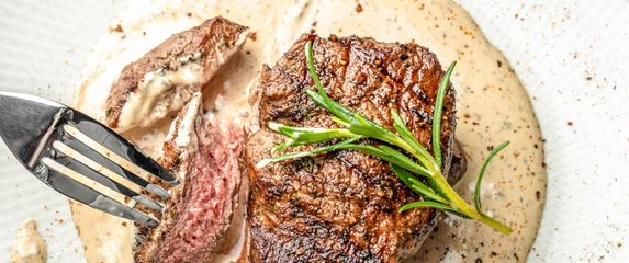 Pečeni odrezak u kremastom umaku