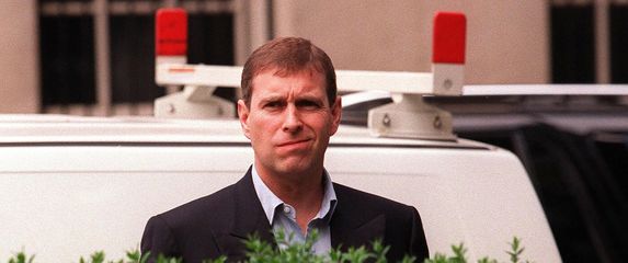 Andrew Mountbatten Windsor - 2