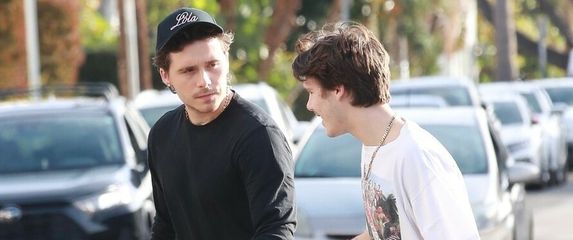 Brooklyn Beckham, Cruz Beckham