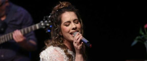 Ana Uršula Najev - 5