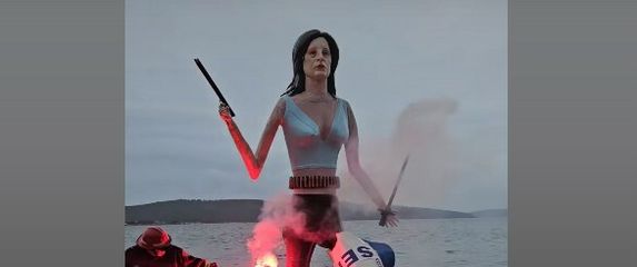 Paljenje krnjuše u liku Dalije Orešković