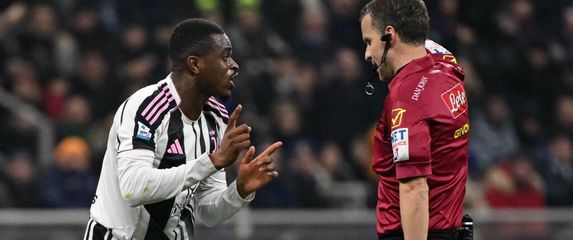 Pierre Kalulu i sudac Federico La Penna