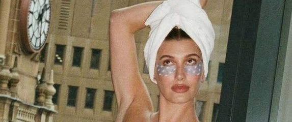 Hailey Bieber