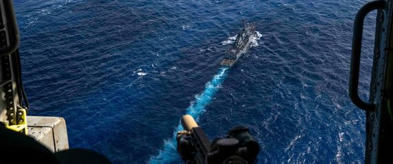 Američka vojska upala na tanker - 3