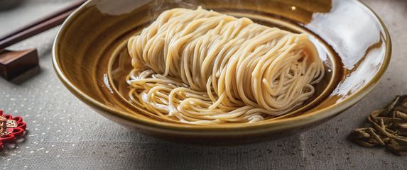 Rezanci dugovječnosti jedu se na kinesku Novu godinu