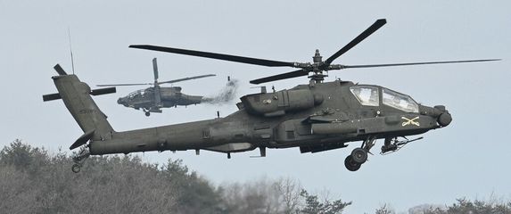 AH-64 Apache
