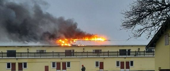 Požar u sali za svatove