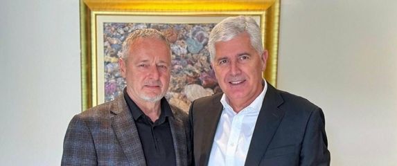 Dragan Čović s Thompsonom