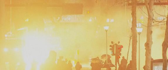 Neredi u Albaniji - 1