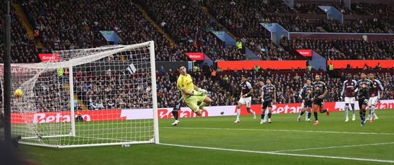 Pogodak Antona Stacha