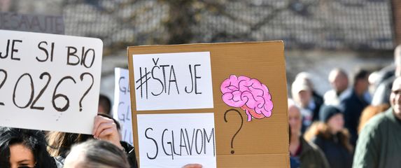 Prosvjed protiv gradnje centra za migrante