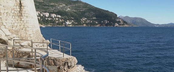 Pristup podmorskom dobru