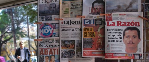 Naslovnice novina u Meksiku