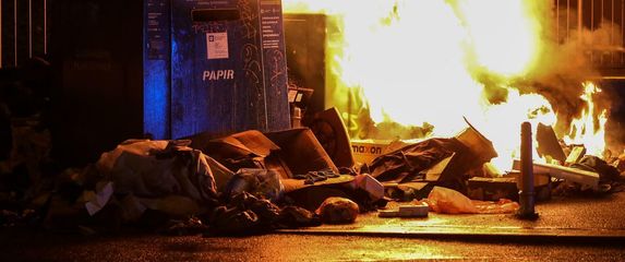 Zapaljeni kontejneri u Zagrebu