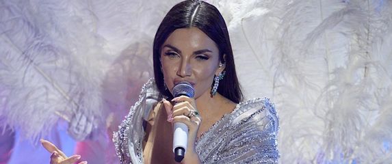 Elettra Lamborghini - 10