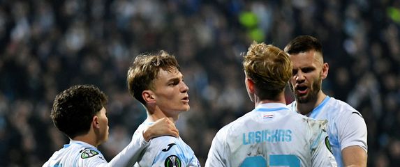 Toni Fruk i igrači Rijeke