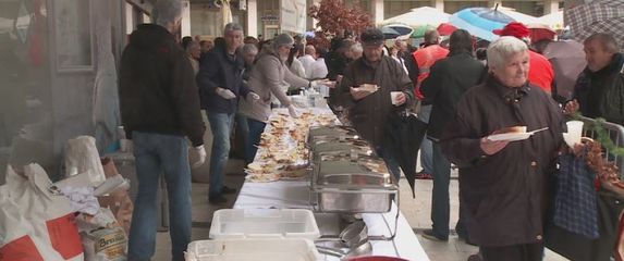 Obilježavanje pravoslavnog Badnjak (Foto: Dnevnik.hr)