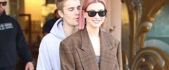 Justin Bieber i Hailey Baldwin (Foto: Profimedia)