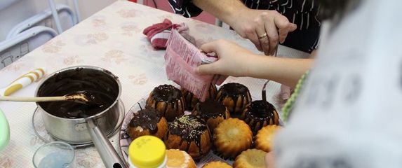 Učenici OŠ Antuna Kanižlića na satima Domaćinstva - 6