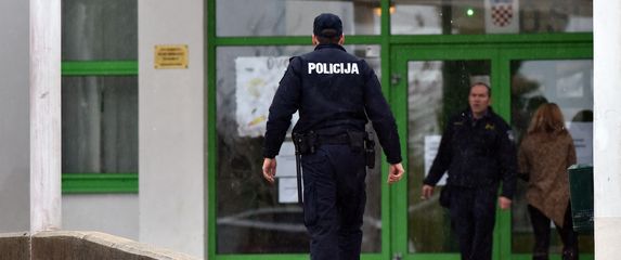 Domar se u ponedjeljak zaključao u školi (Foto: Hrvoje Jelavić/PISXELL) - 6