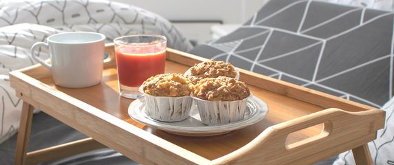 Muffini s jabukama i zobenim pahuljicama