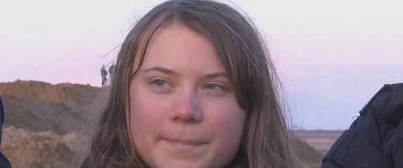 Privedena Greta Thunberg, aktivistica - 3