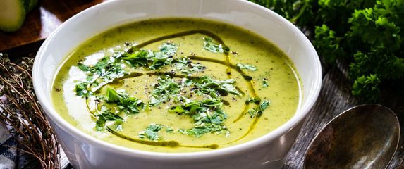 Zelena povrtna juha oporavit će vašu probavu