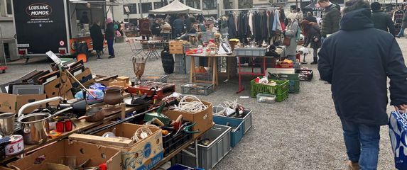 Buvljak Flohmarkt Kanzlei u Zürichu - 4