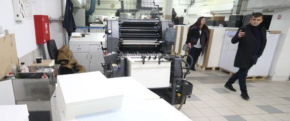 Proces tiska listica za drugi krug predsjednickih izbora