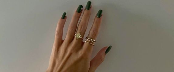 Zelena manikura