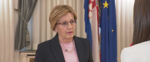 Vesna Fabijančić Križanić, DIP i Valentina Baus, reporterka Dnevnika Nove TV - 2